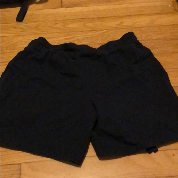 Champion Cloth shorts - Picture 2 of 3